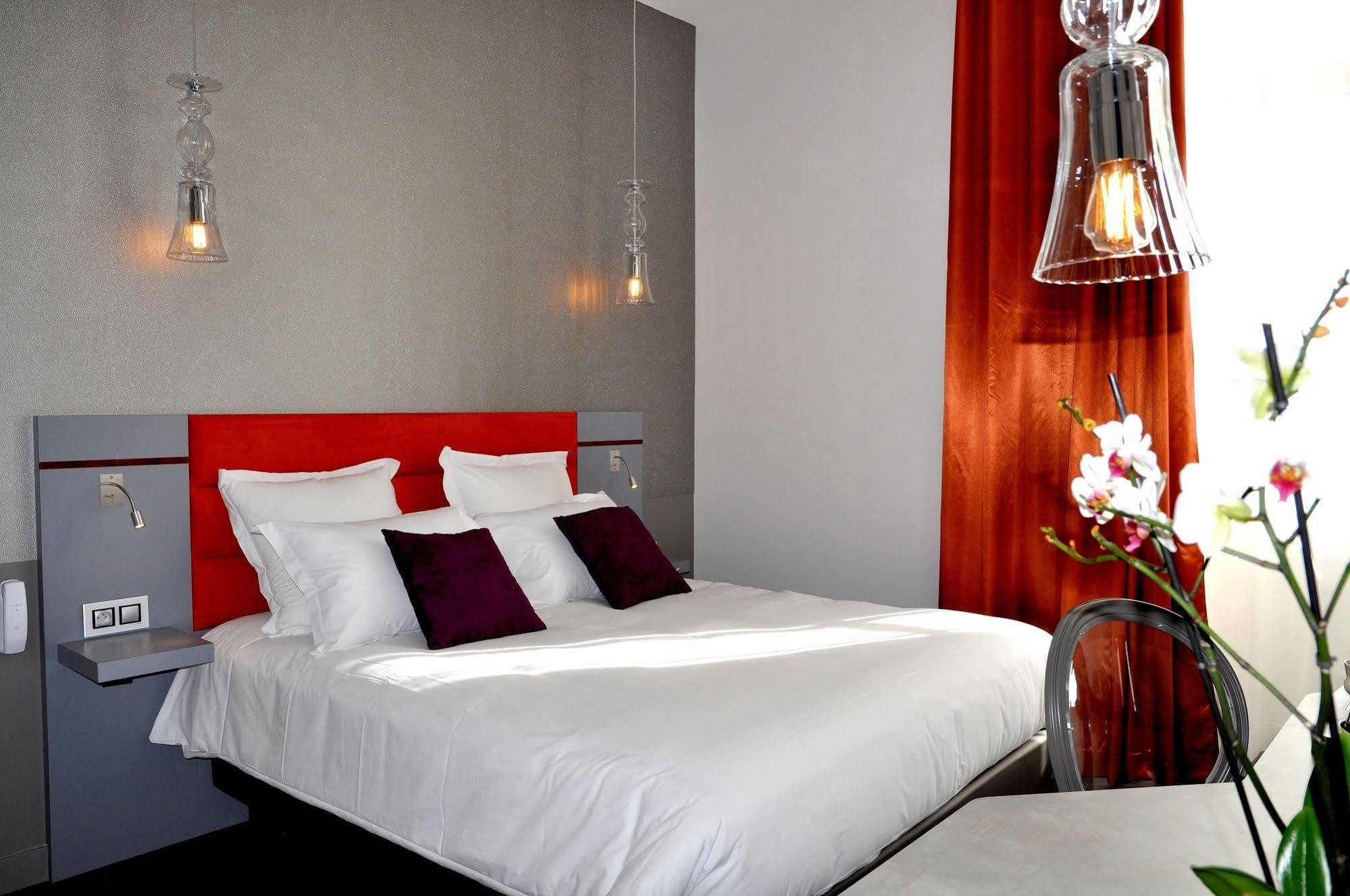 Les 3 Lieux Hotel Les Ponts-de-Ce Ngoại thất bức ảnh