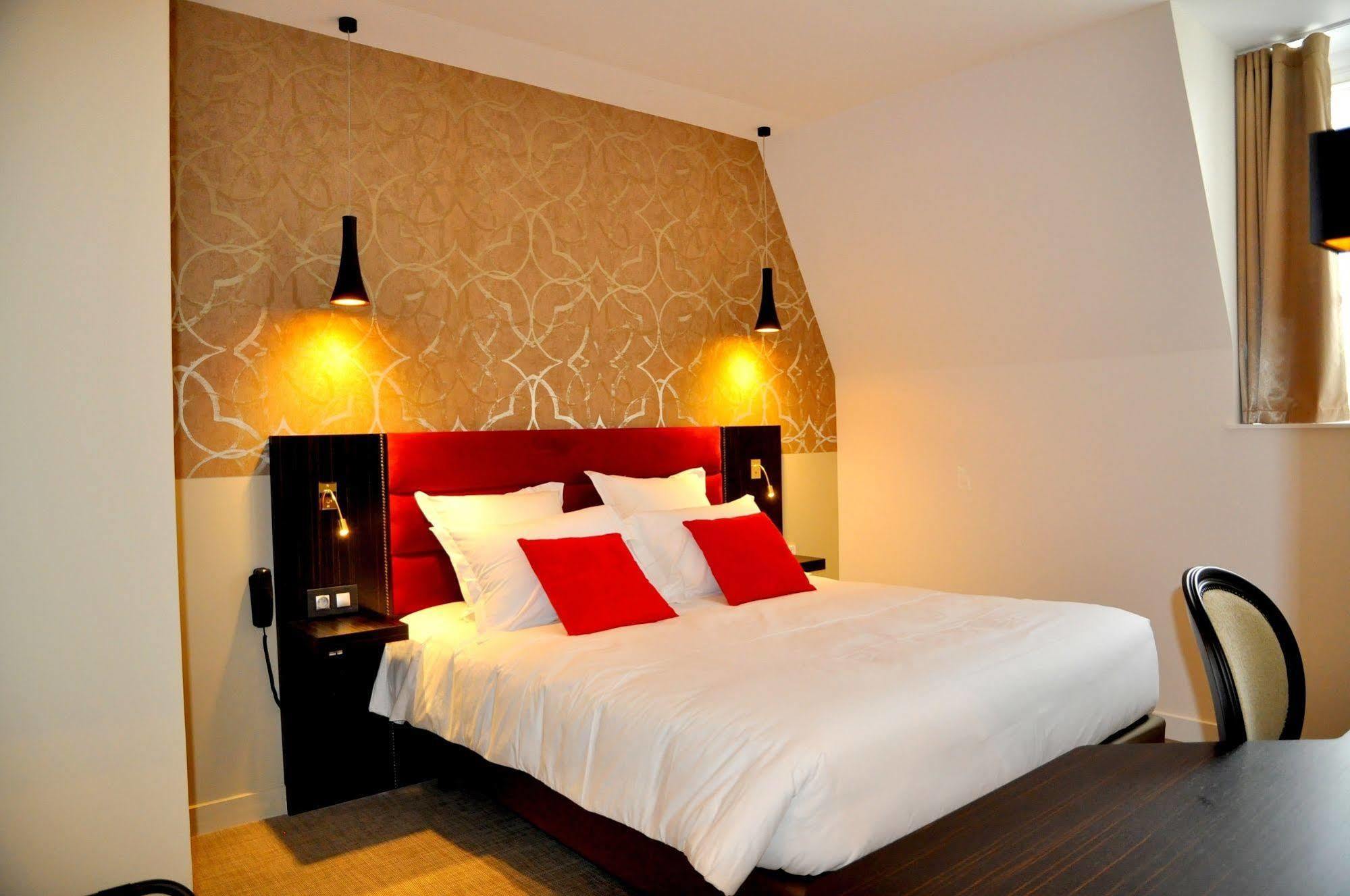 Les 3 Lieux Hotel Les Ponts-de-Ce Ngoại thất bức ảnh